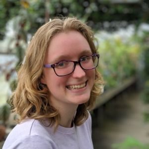 Meet your Posher, Claire